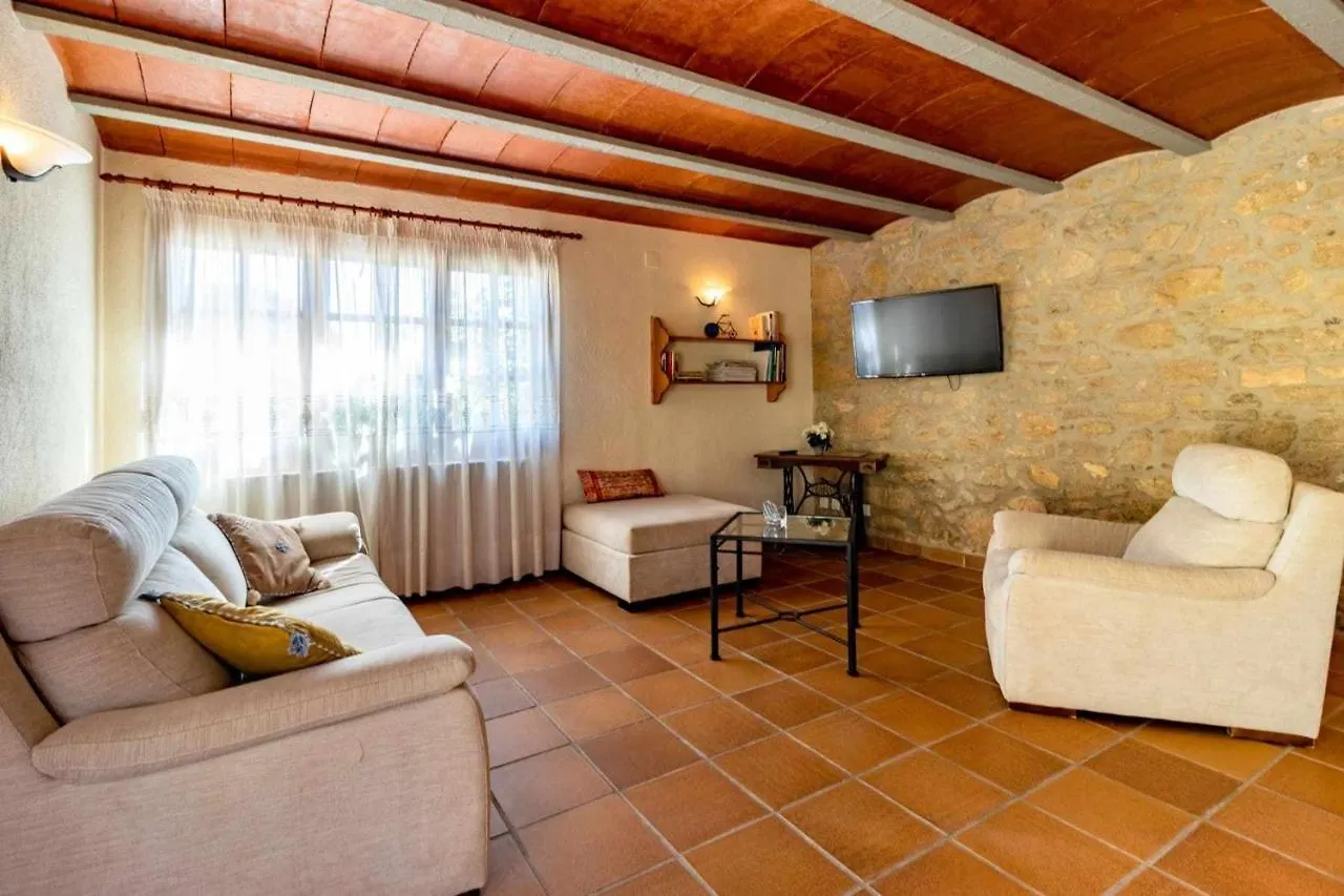 Dom wakacyjny Mas Dels Frares Casa Rural En Entorno Natural Girona